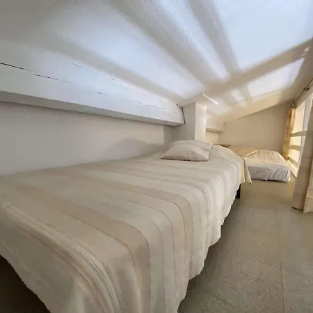 2p Avec Mezzanine, Balcon, Parking Prive - A 200m De La De La Nartelle - Fr-1-226-523 Sainte-Maxime